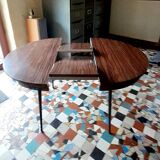 Round formica table with wood effect
