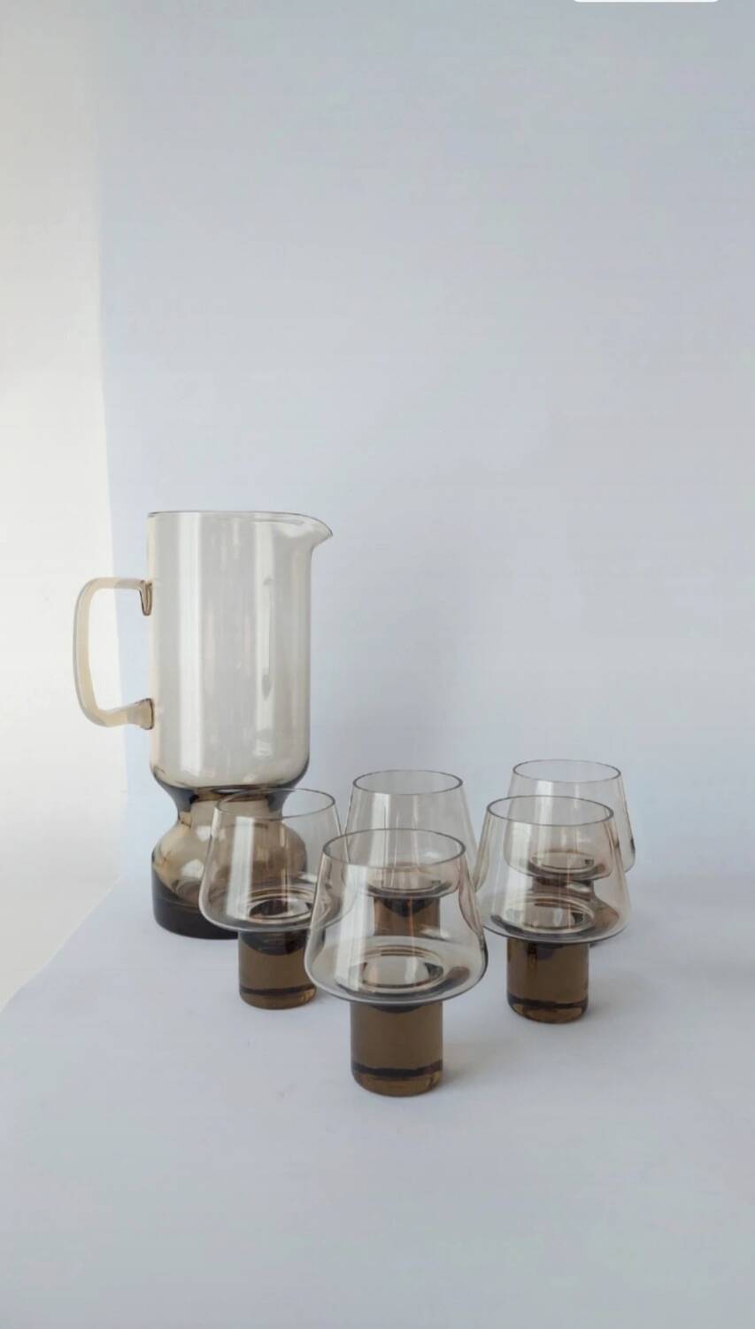 Smoked 70s carafe and glass set