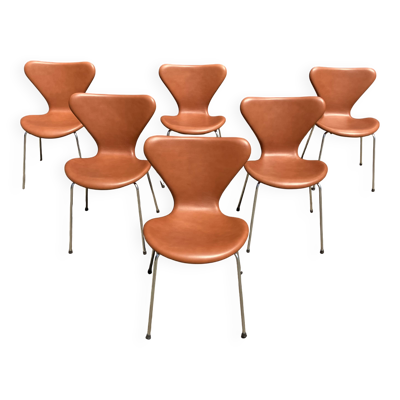 Chaises Fritz Hansen Series 7 Vlinderstoelen en cuir Cognac NEUVES !! Lot de 6