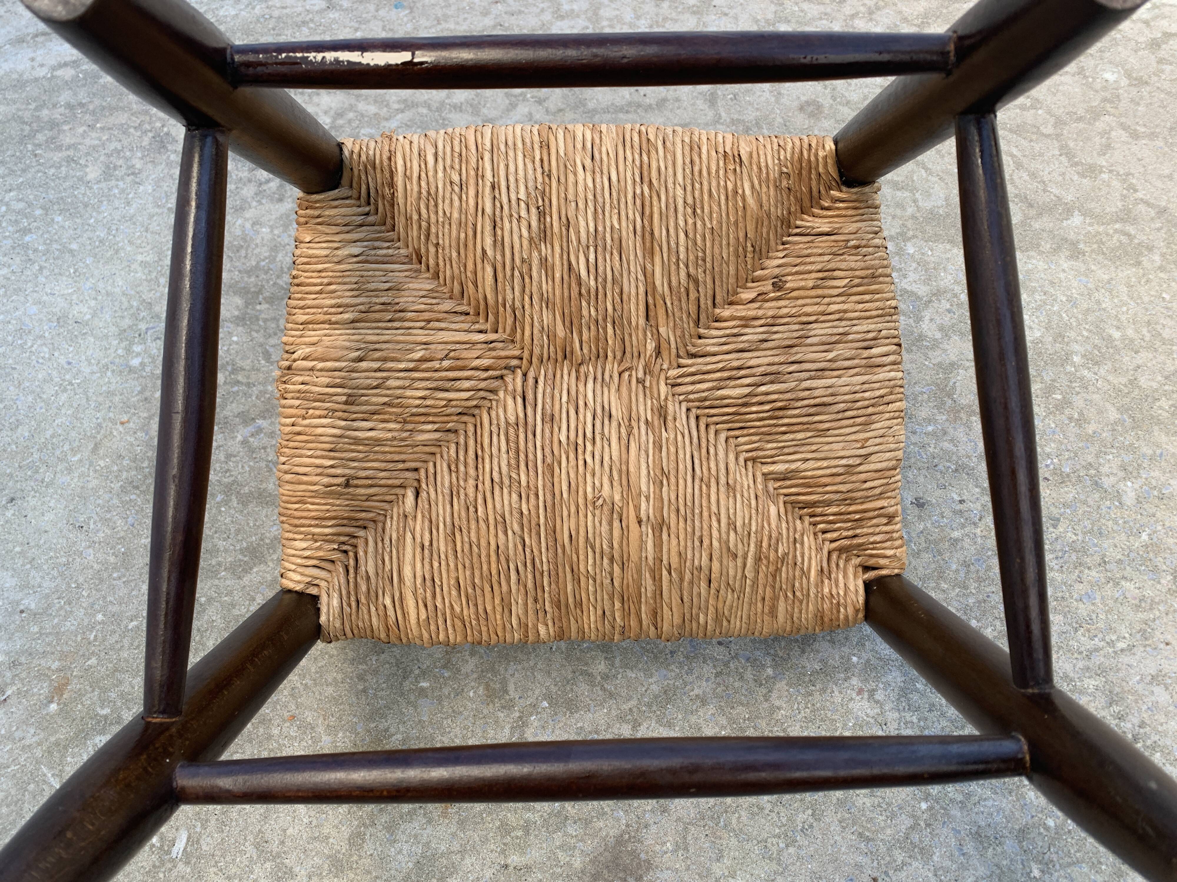 Fauteuil en bois et paille pour enfant