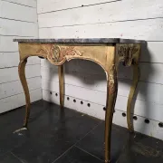 Table en bois doré style Louis XV du XIXe 