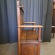 Fauteuil coffre néogothique en chêne