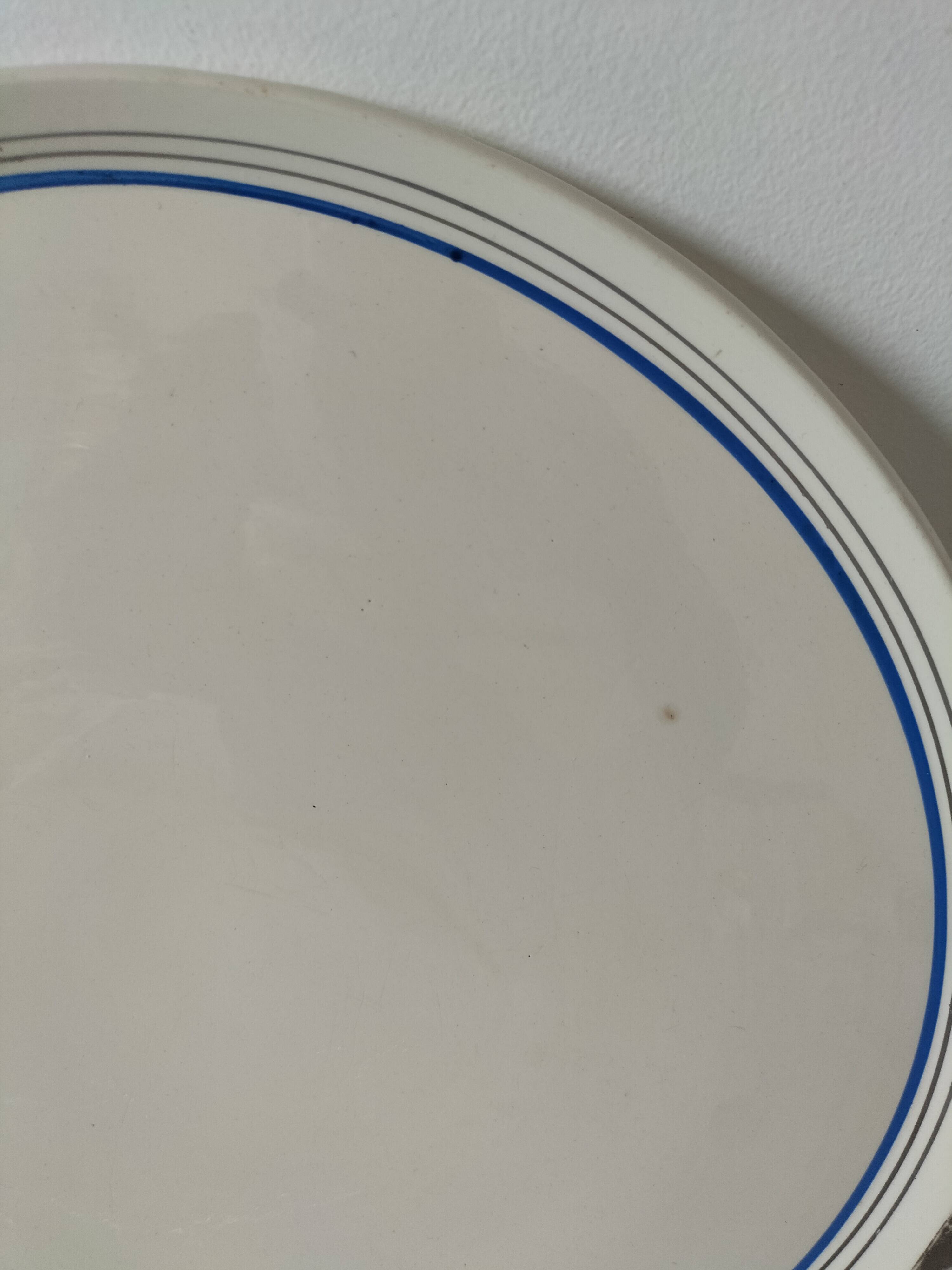 Boch La Louvière art deco dish