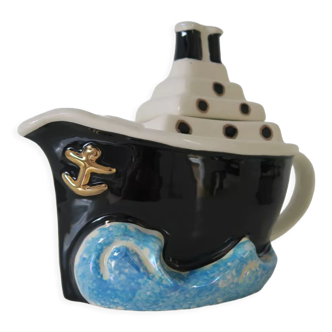 Teapot boat. English Ceramics 1980 by Carbers