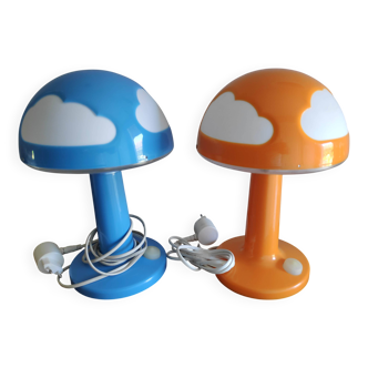 Paire de lampes Ikea Skojig orange et bleue