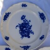 Assiettes anciennes VB Fleurs bleues