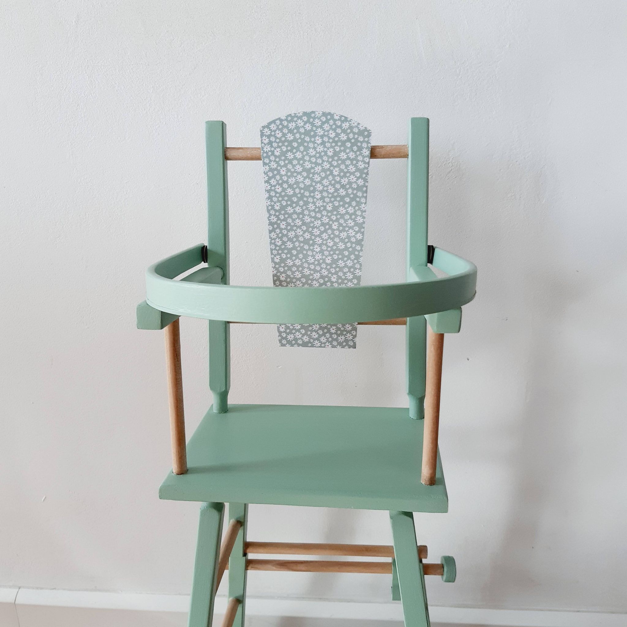 Vintage doll's high chair