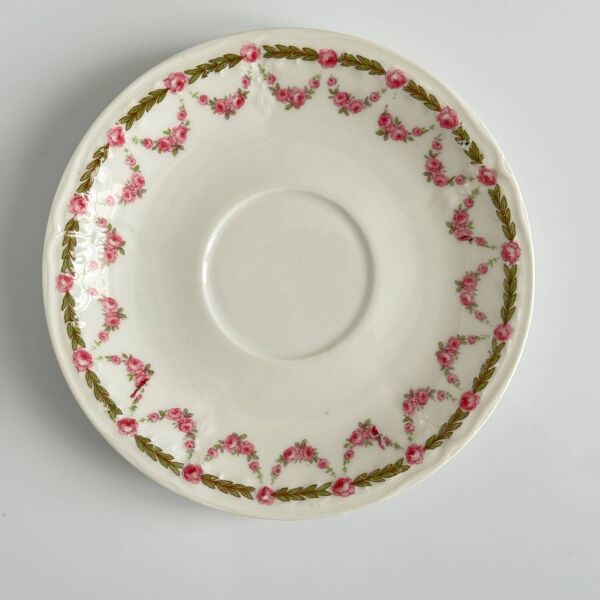 Lot de 6 Tasses à Thé avec Soucoupes   Bernardaud vers 1900