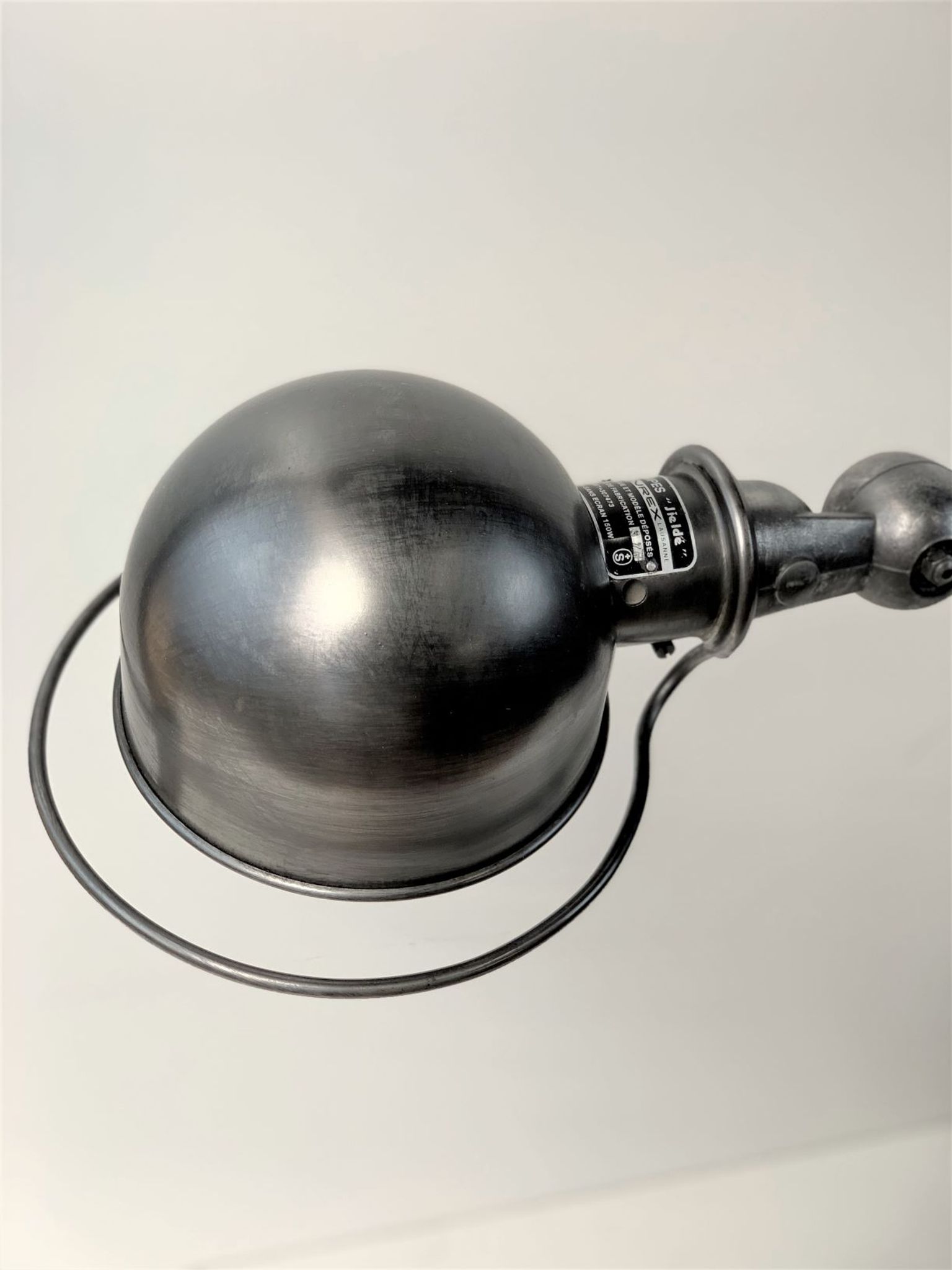 Ancienne lampe Jieldé sous licence Flurex Suisse