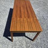 Table scandinave extensible en teck des années 60