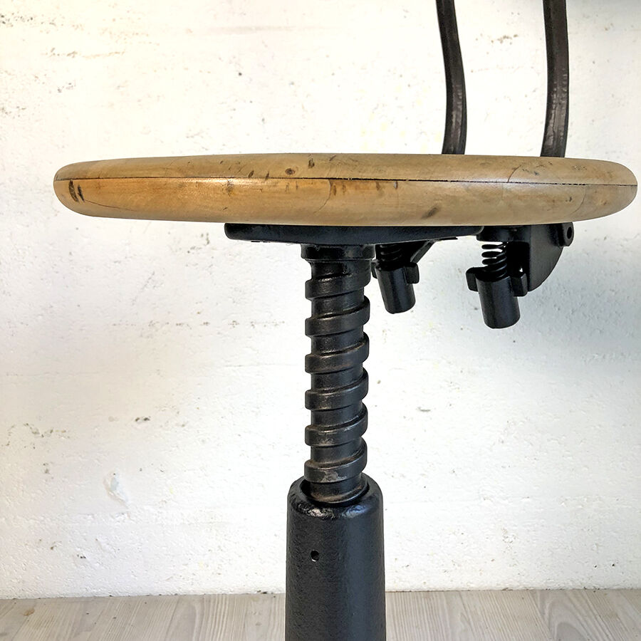 30's vintage Singer Tabouret