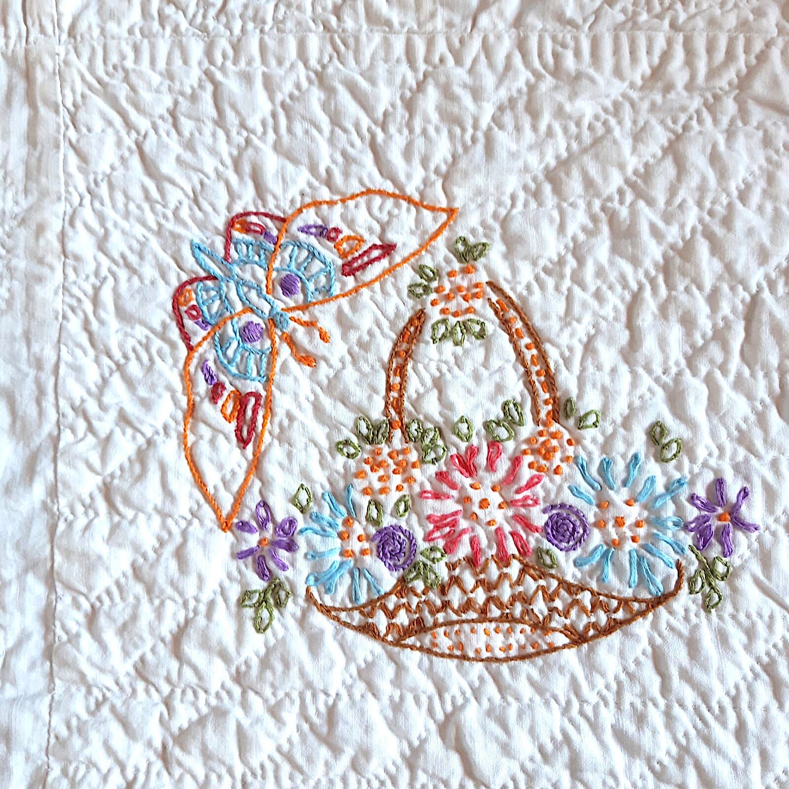 Quilted and embroidered american patchwork 182x193 cm