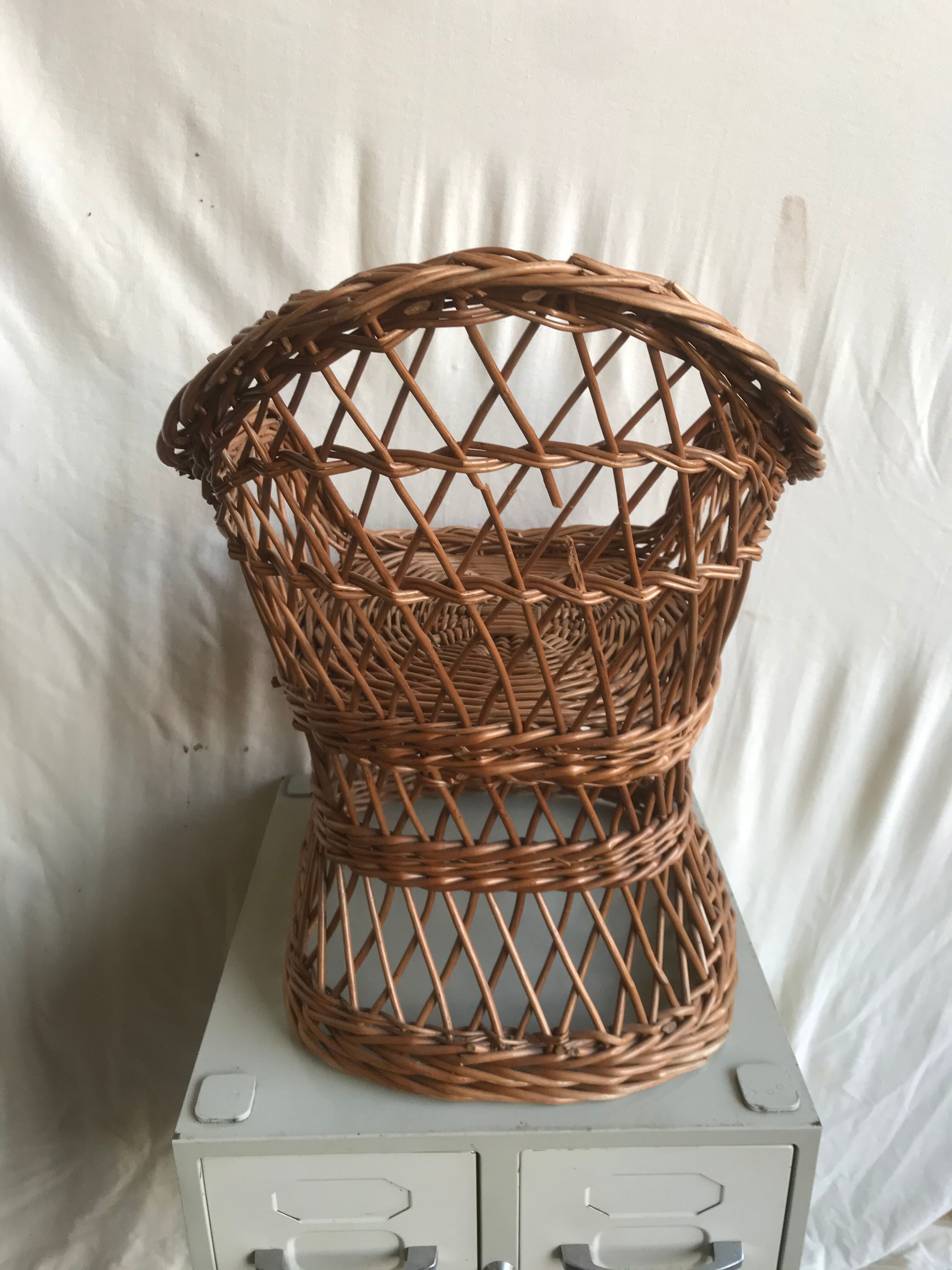 Ancien fauteuil enfant osier tressé vintage