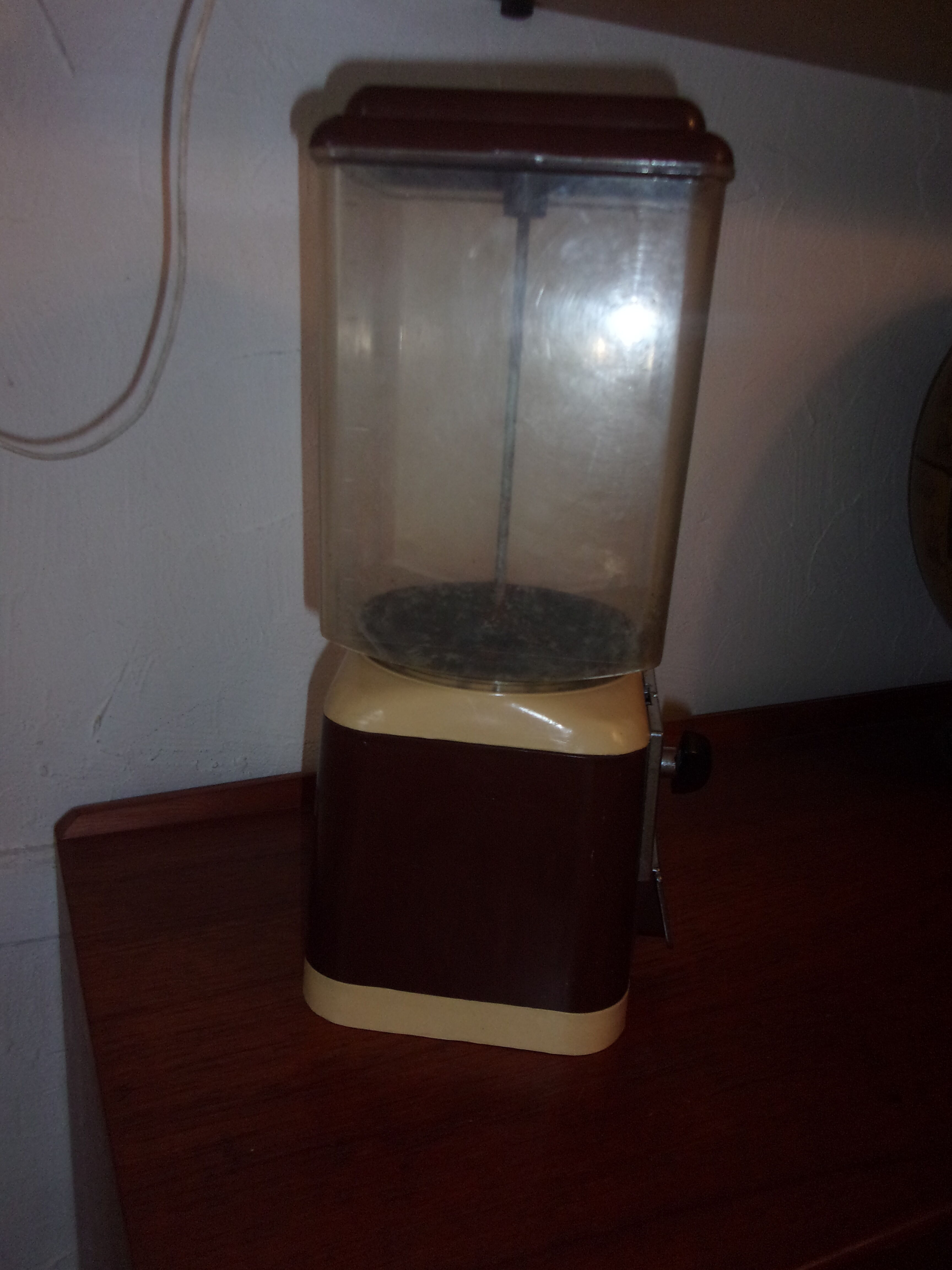 Bistro peanut dispenser 1960