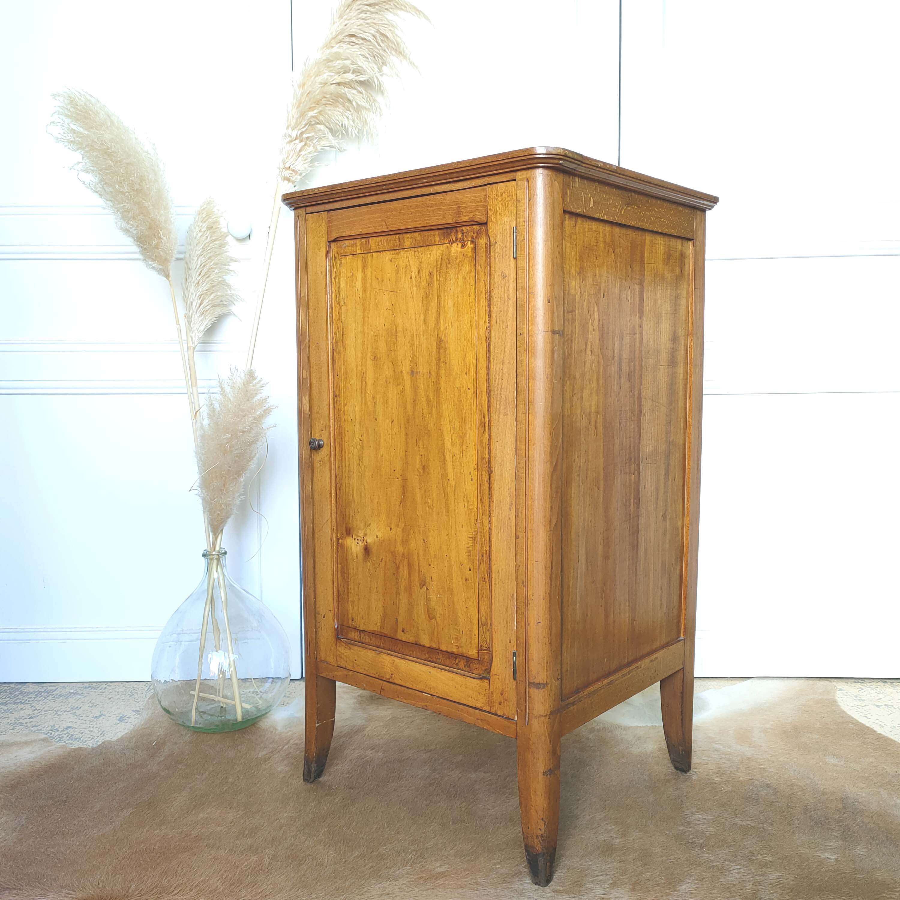 Stand binder cabinet