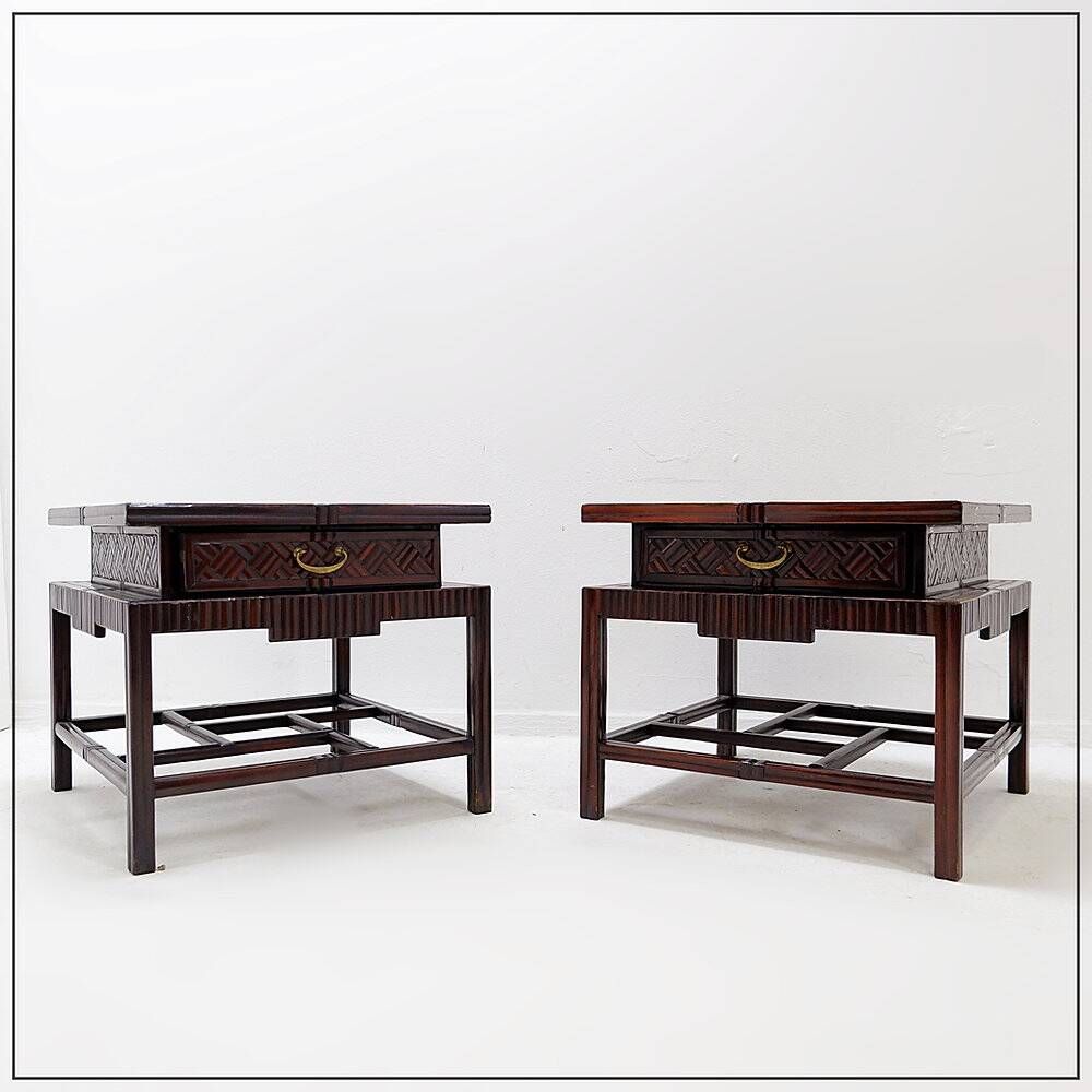 Pair of vintage pagoda tables in faux bamboo with chevron pattern - Maitland & Clasco