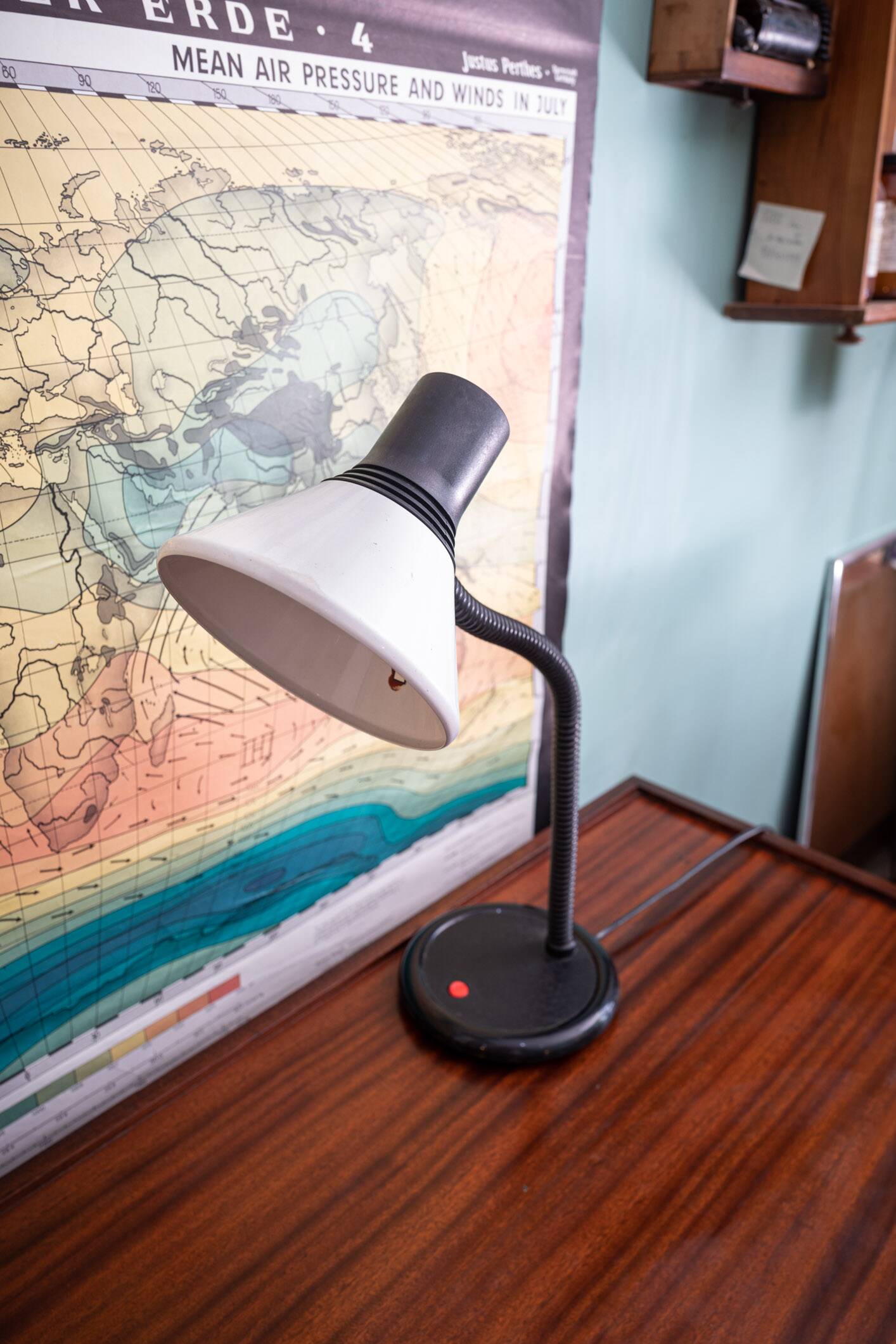 70s Spanish Gooseneck desk lamp in white by Fase