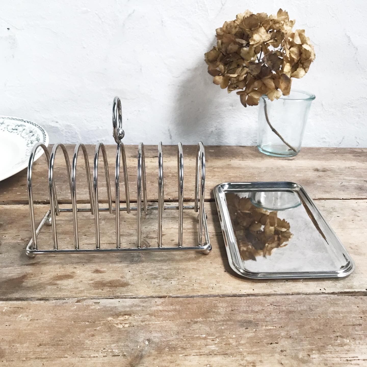 Silver metal toast door