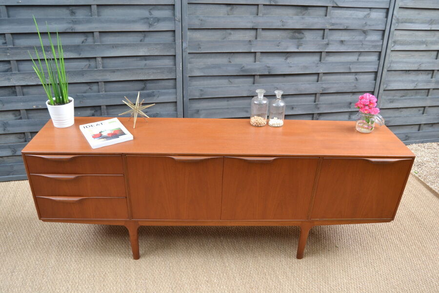 Enfilade en teck par McIntosh