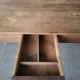 Old farmhouse table in solid oak with dowels.