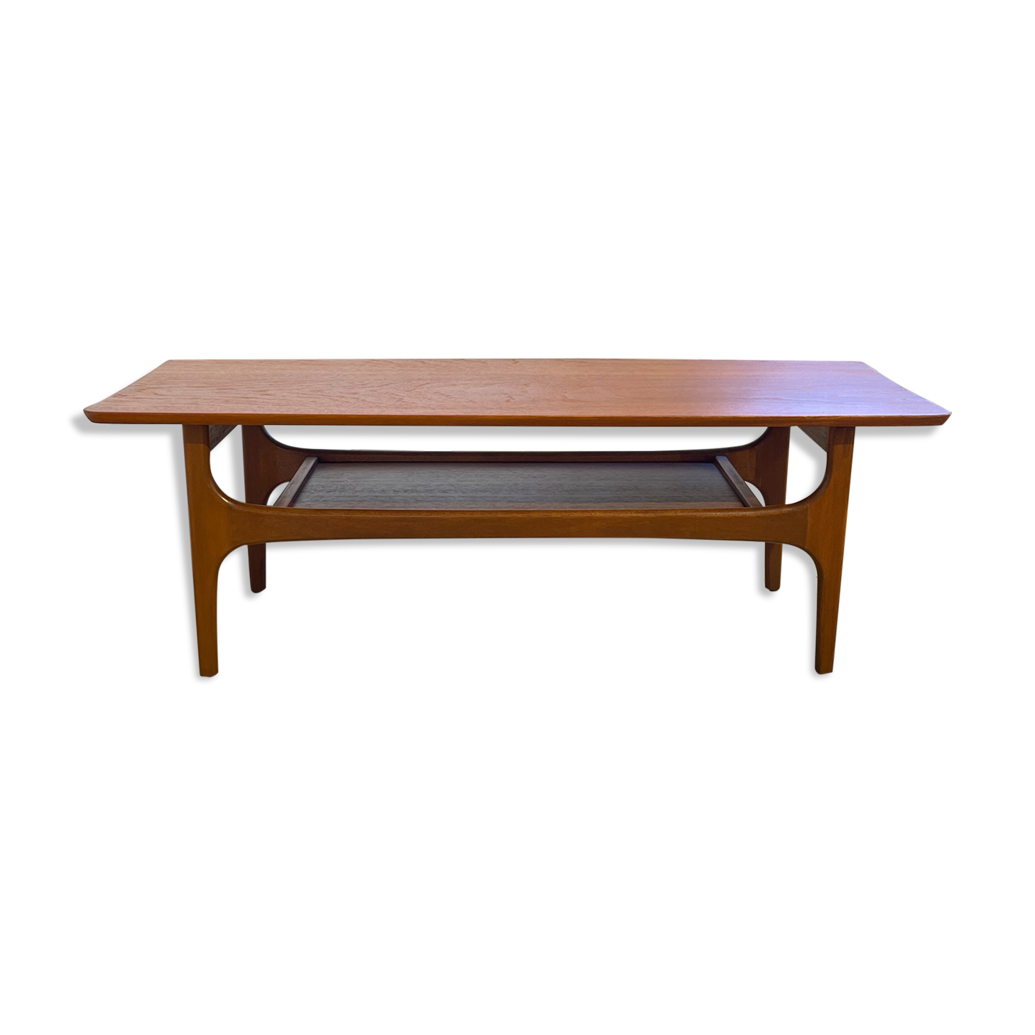 Scandinavian coffee table 117cm