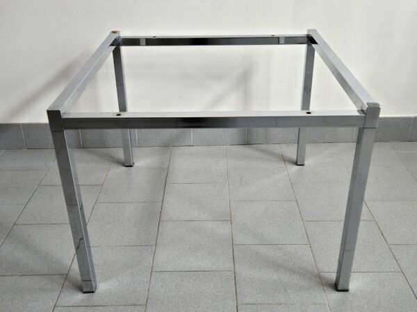 Table d'appoint vintage en granit rose 1970