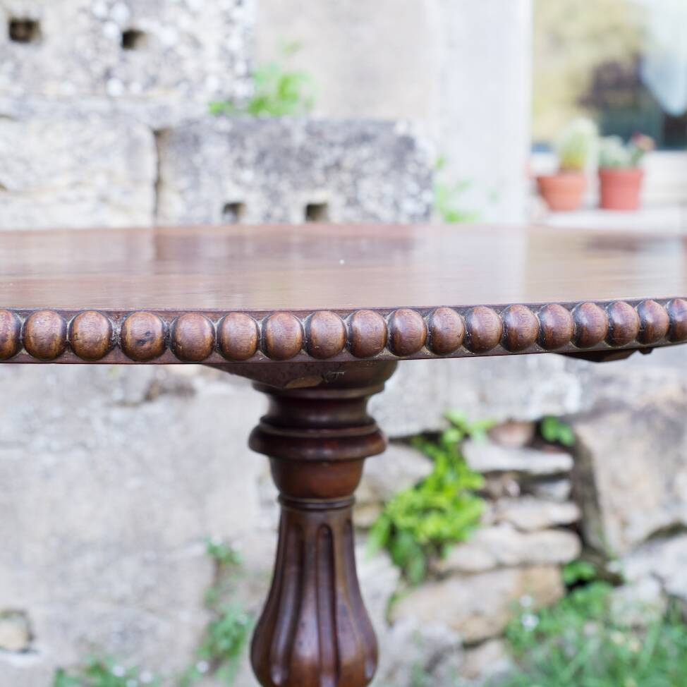 Side table or violin