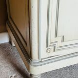 Armoire