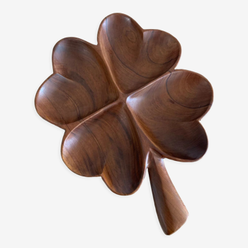 Wooden tray in clover shape