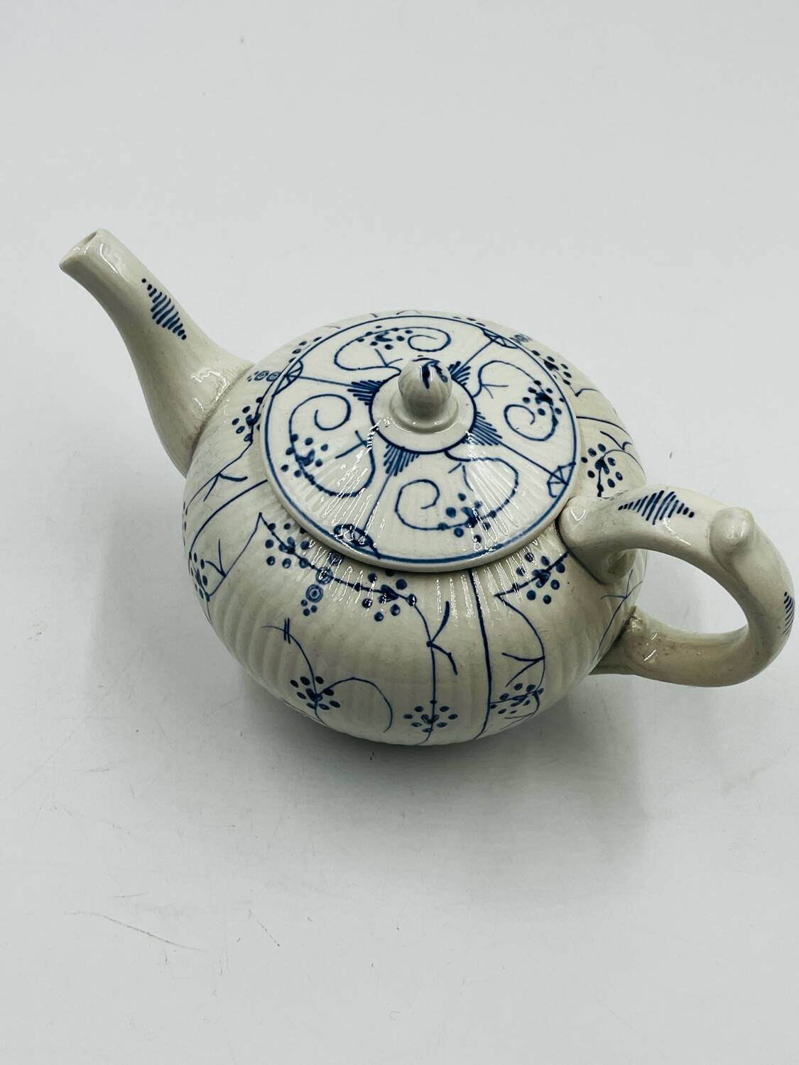 Sarreguemines tea service