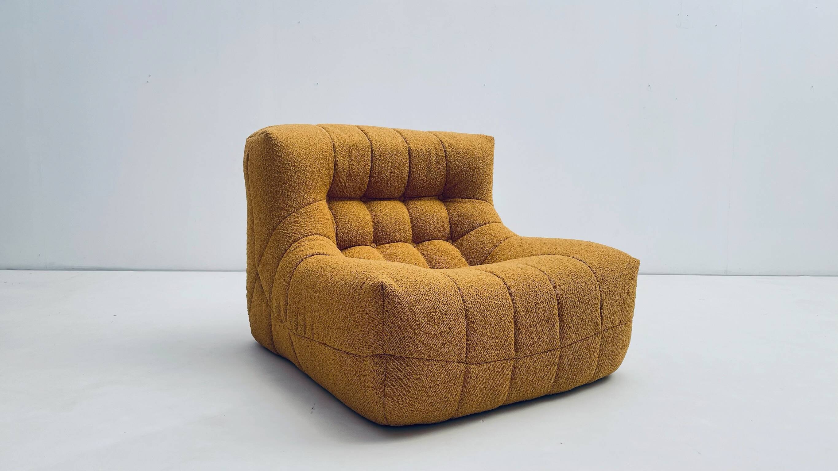 Yellow bouclé comfy Living room set