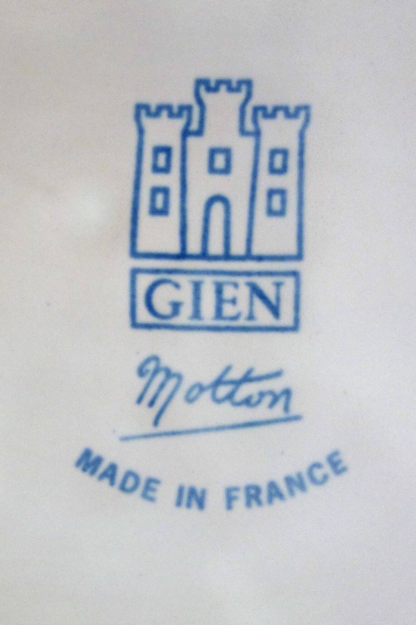 10 large pierre motton plates for gien circa 1930