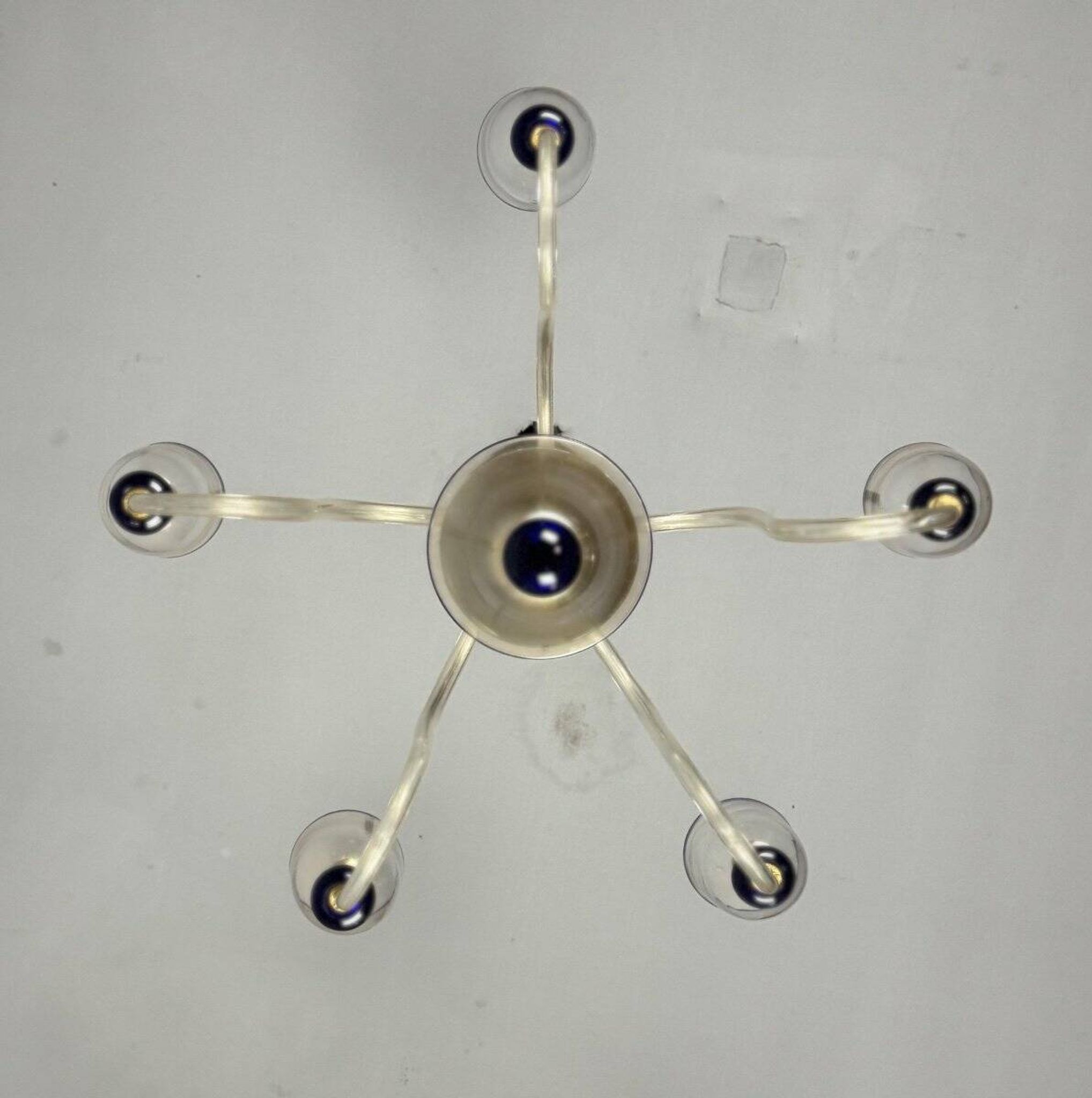 Venetian chandelier in gold and dark blue Murano glass, 5 light arms, circa 1960