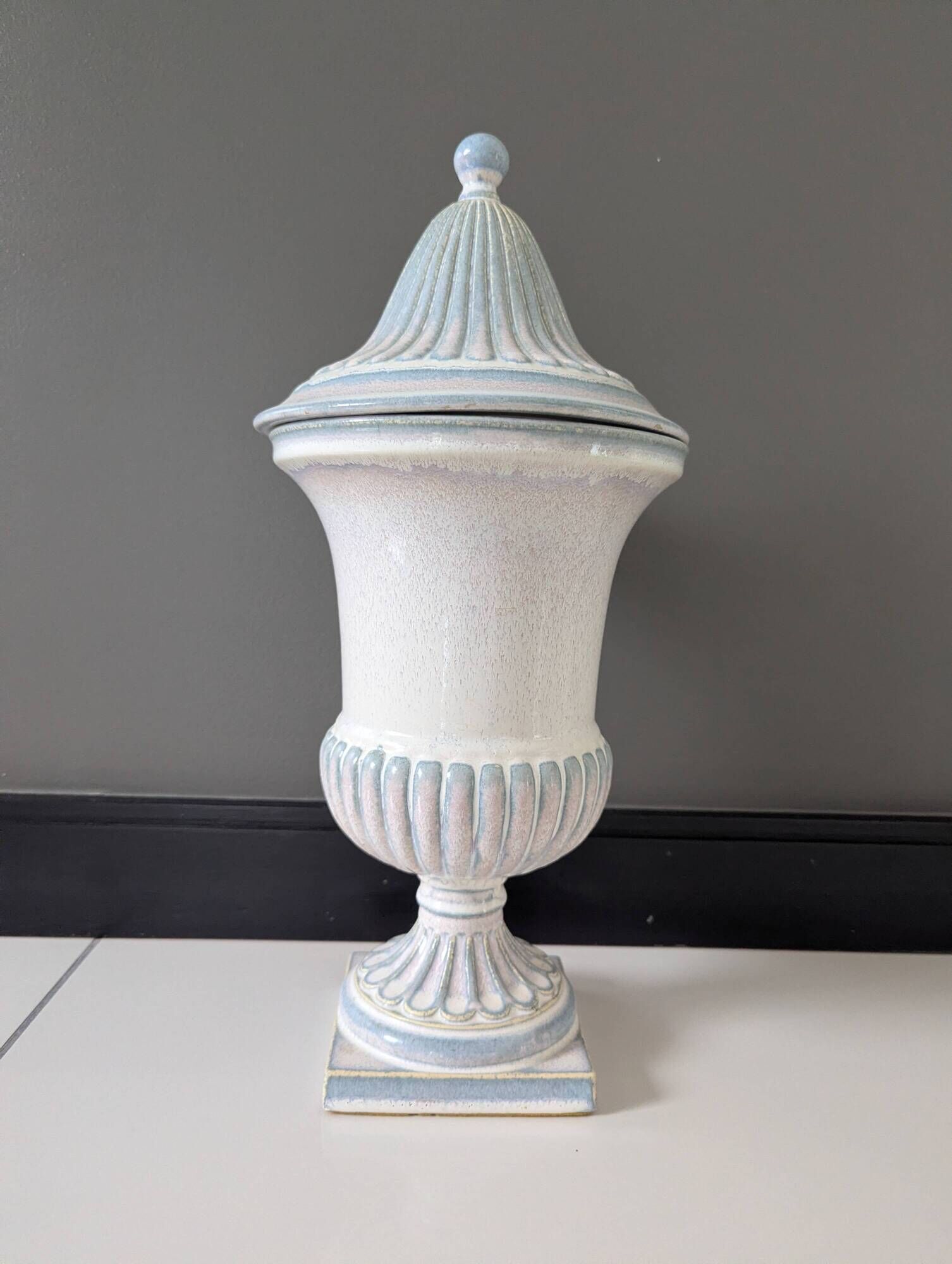 Grand vase Médicis Couvert 45cm