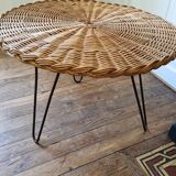 Vintage rattan table iron legs