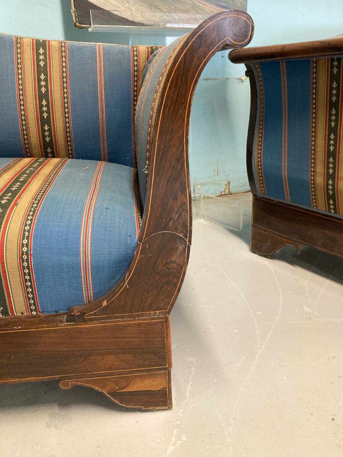 Pair of meridians in rosewood, Charles X period.