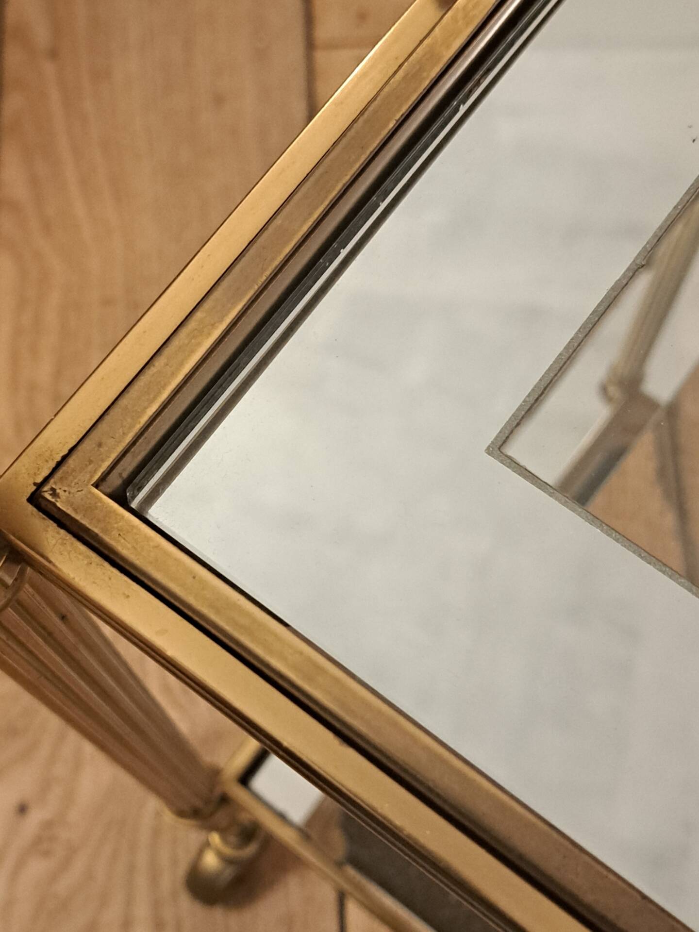 Rolling dessert trolley in gilded brass style Jansen