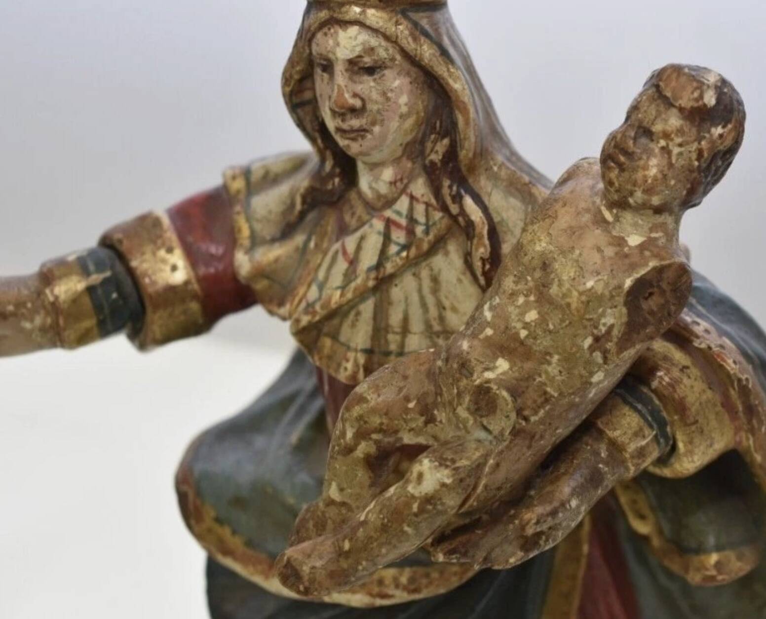 Vierge à l’Enfant – Sculpture ancienne en bois polychrome – XVIIIe / XIXe s