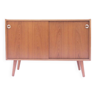 Small Danish vintage oak Scandinavian sideboard