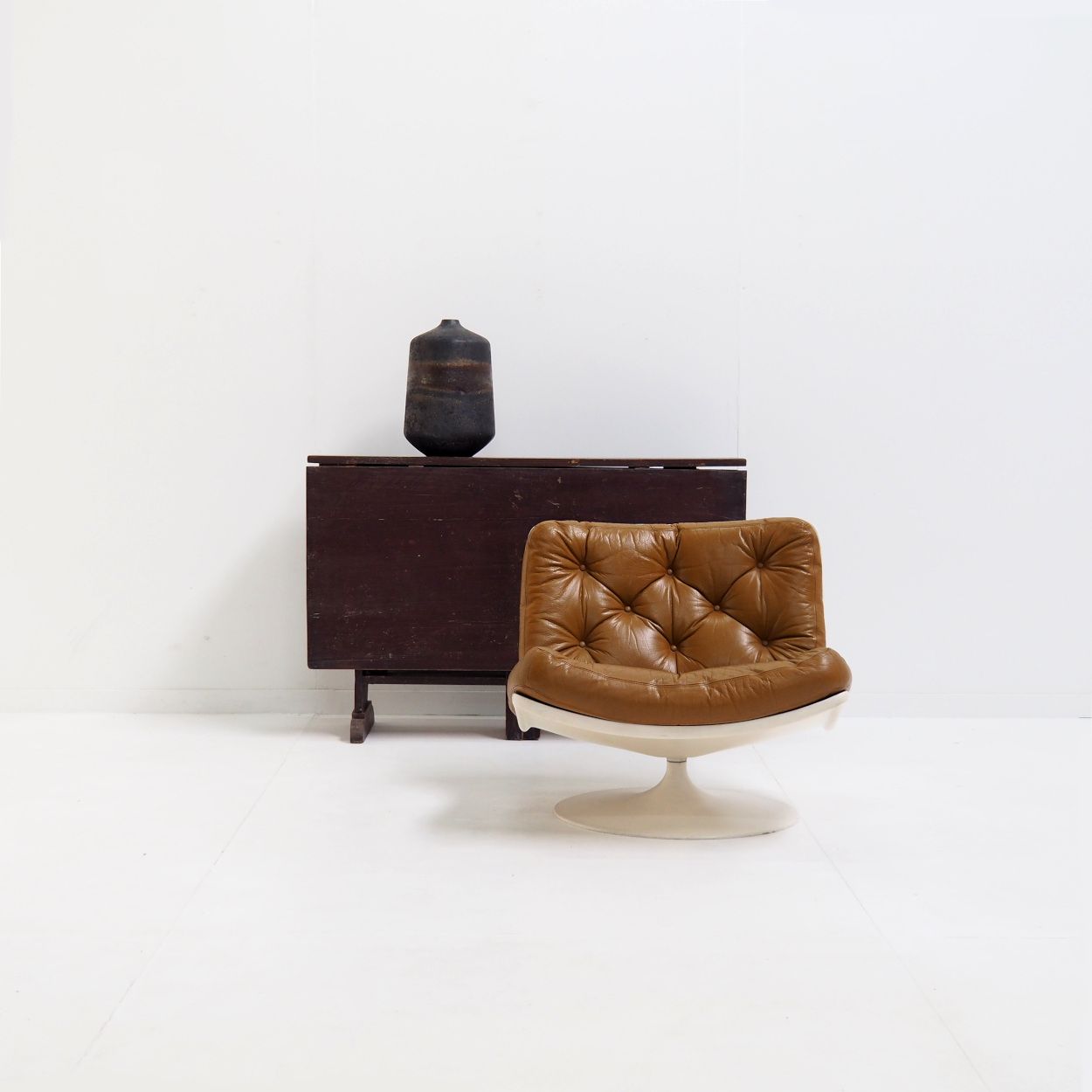 No. 976 swivel chair by Geoffrey Harcourt for Artifort, The Netherlands