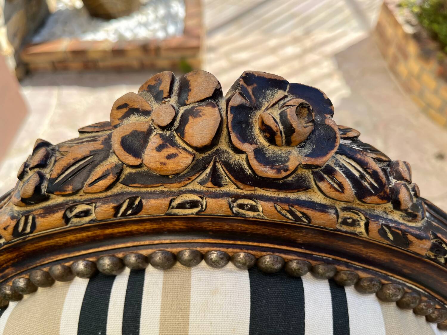 Louis XV medallion chair