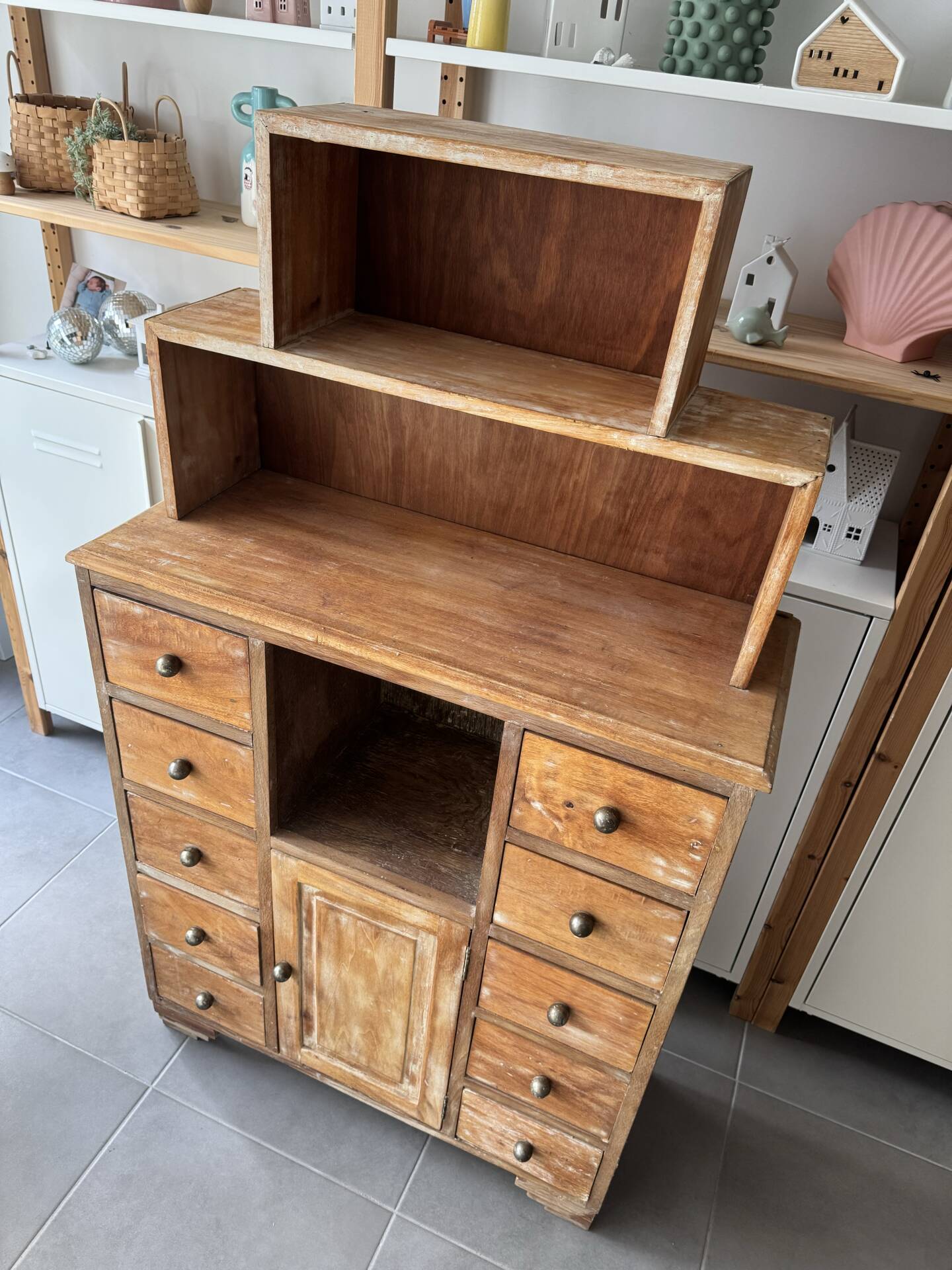 Vintage style buffet - workshop furniture