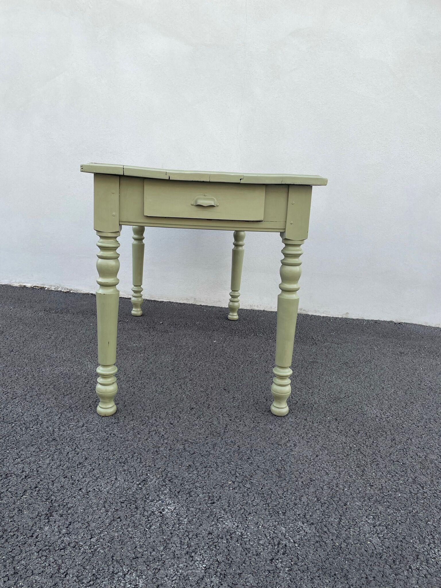 Painted wooden farmhouse table L120
