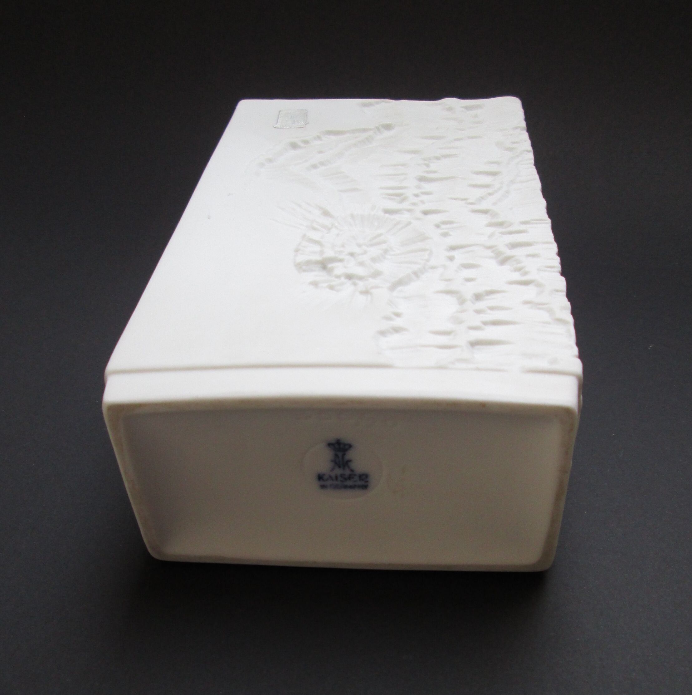 Kaiser bisquit porcelain fossil vase, Modernist 1970s West Germany.