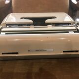 Underwood typewriter 319