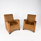 2 fauteuils Wittmann "Duke" en daim par Hannes Wettstein, 1990