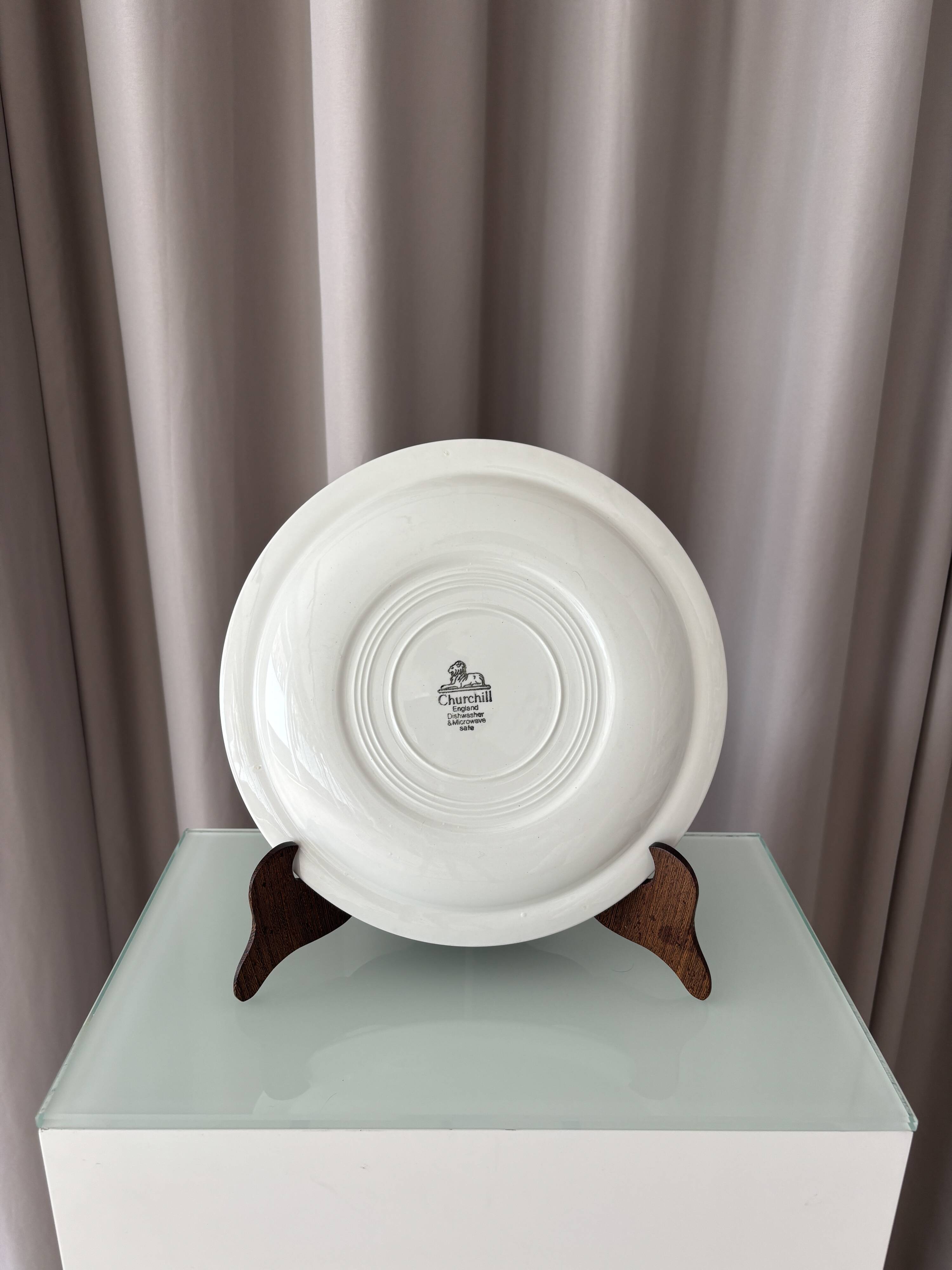 Vintage Churchill England Dinnerware Set – 8 Pieces
