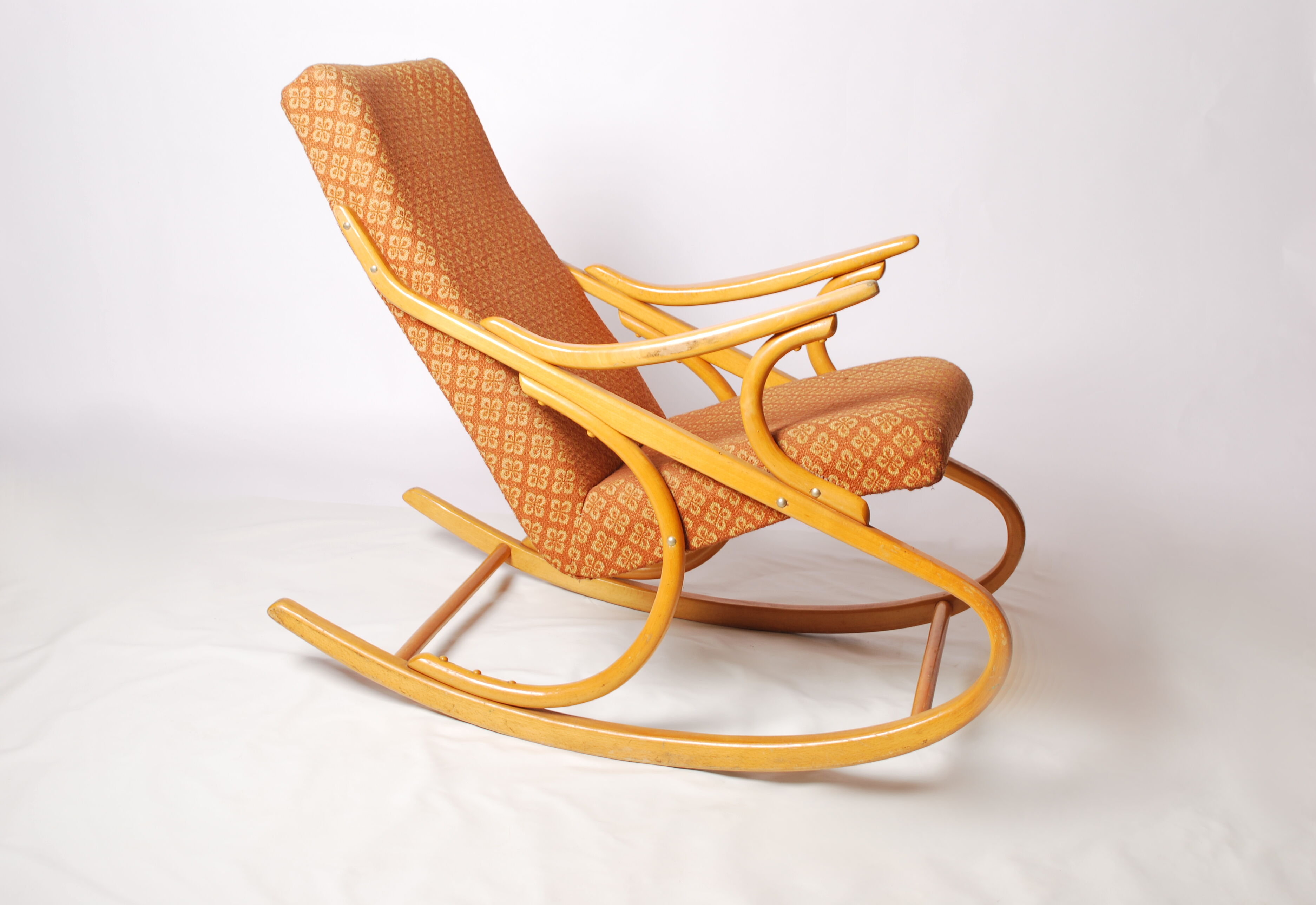 Bentwood rocking chair from Ton, 1960s, Czecoslovakia