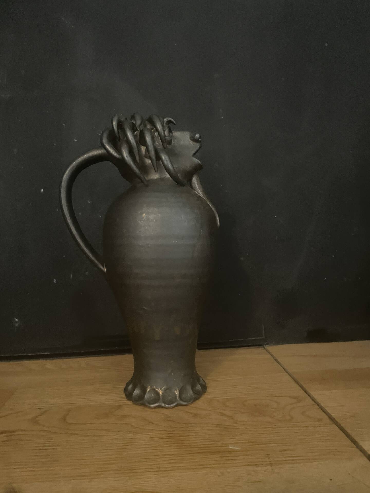 Anthropomorphic ceramic jug
