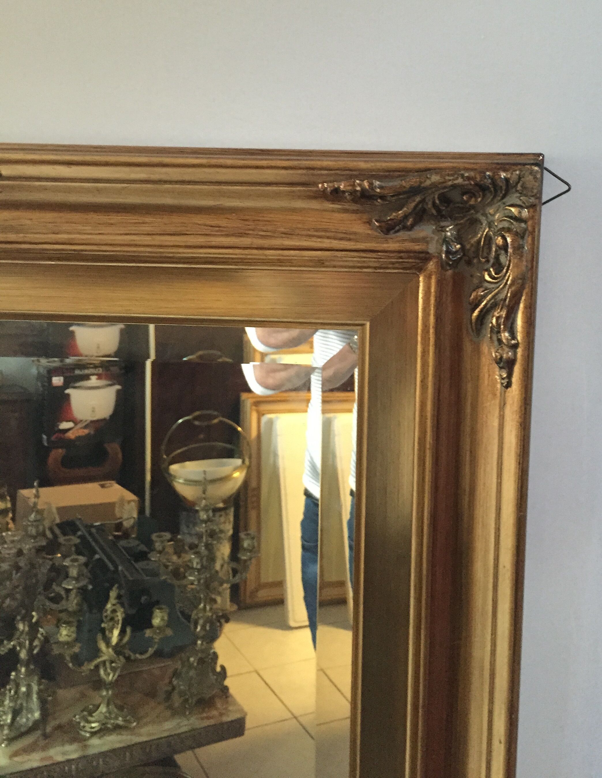 Miroir rectangulaire en bois doré 140 x 80 cm